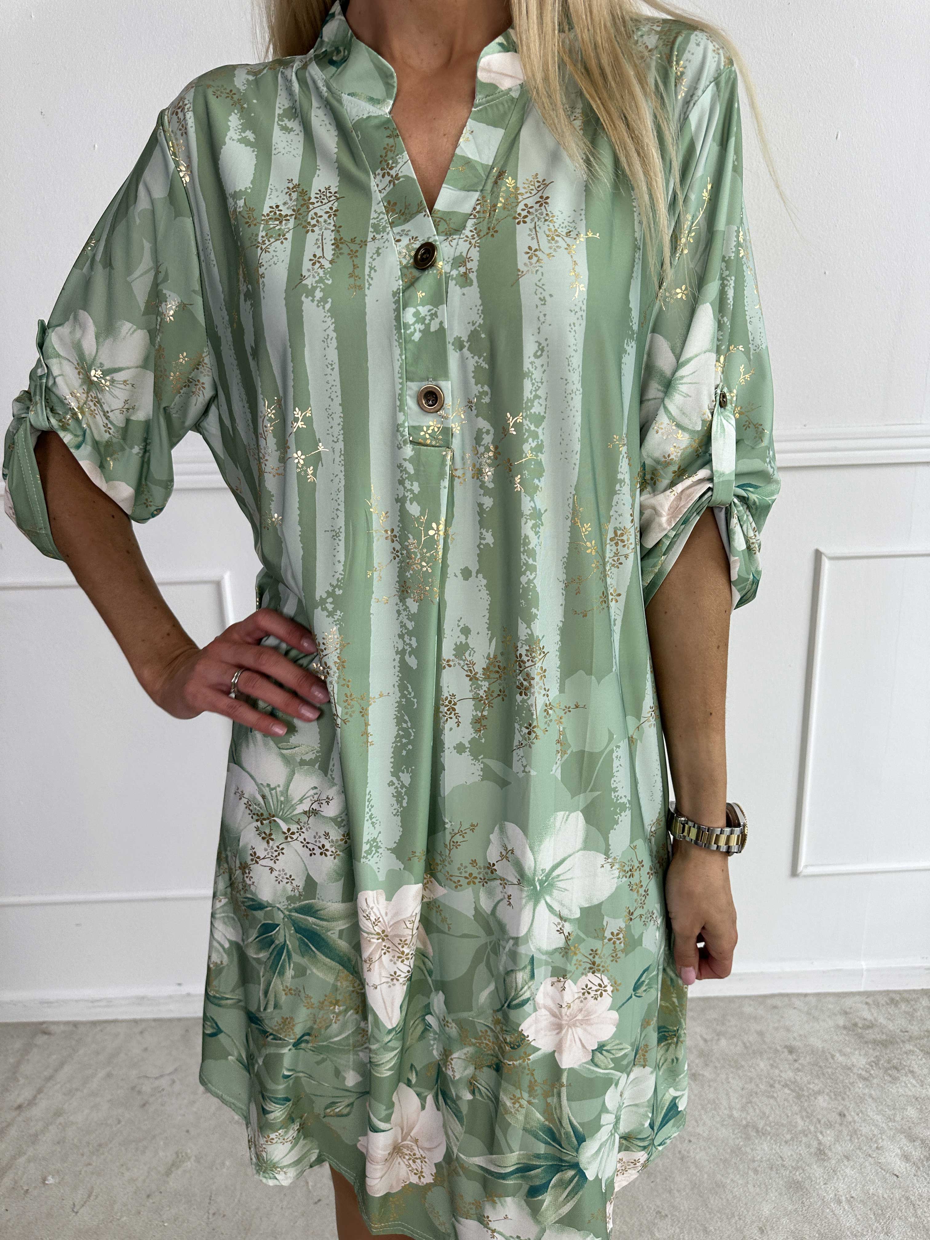 Ebba Floral Stripe Long - Elastisk blomstret kjole med guld detaljer